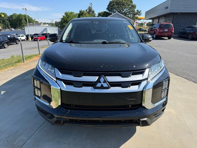 Used 2022 Mitsubishi Outlander Sport SE AWD/4WD image 3