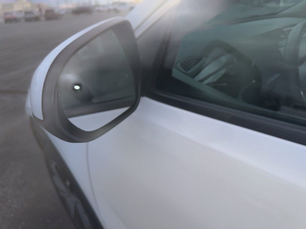 Used 2023 Buick Encore GX Select AWD/4WD image 5