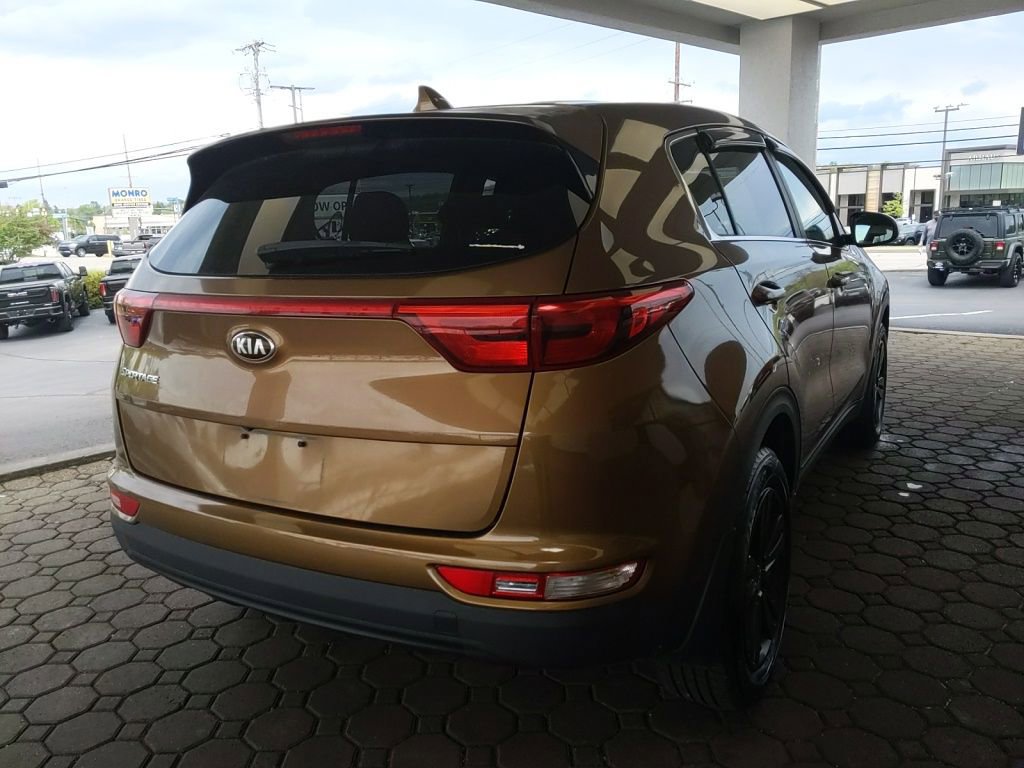 Used 2018 Kia Sportage LX AWD/4WD image 6