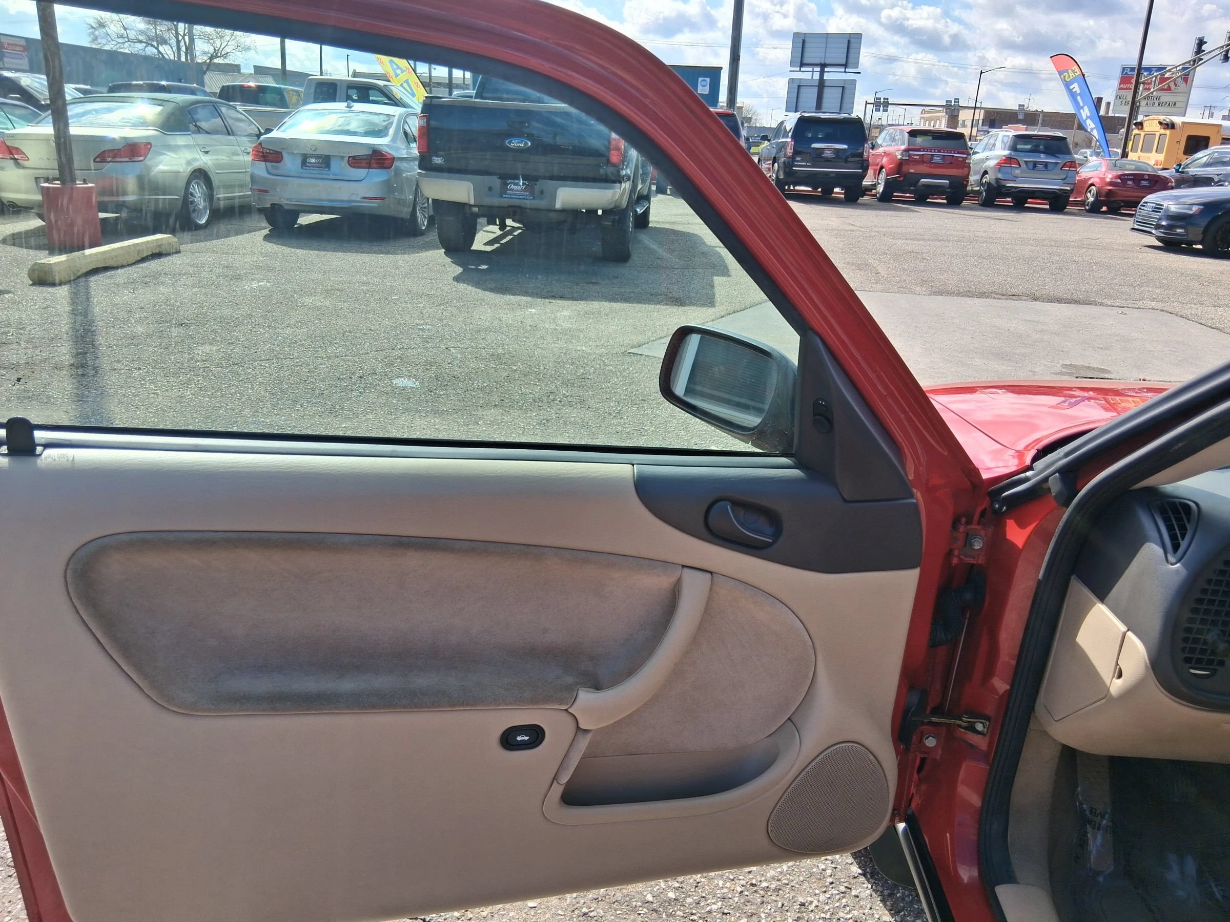 Used 1999 Saab 9-3 2.0T FWD image 10