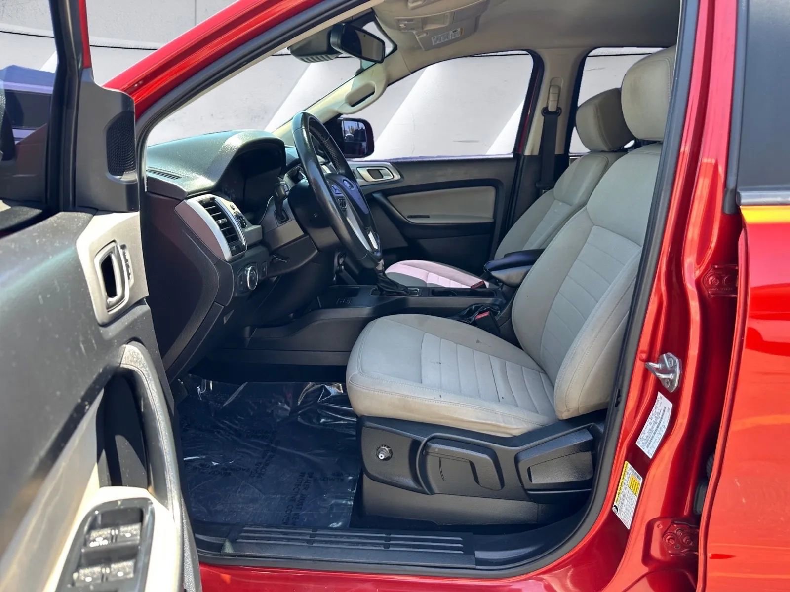 Used 2019 Ford Ranger XLT w/ Equipment Group 301A Mid image 9