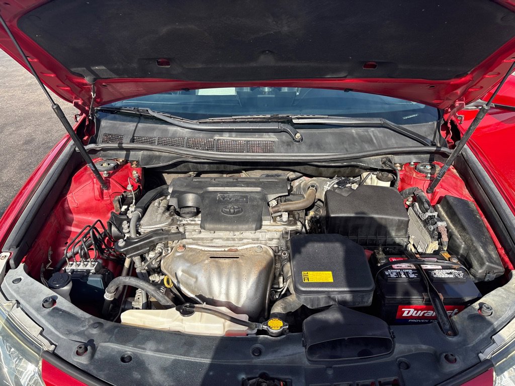 Used 2013 Toyota Camry SE image 37