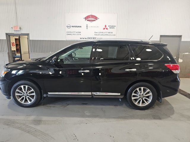 Used 2013 Nissan Pathfinder SL w/ SL Premium Pkg AWD/4WD image 6