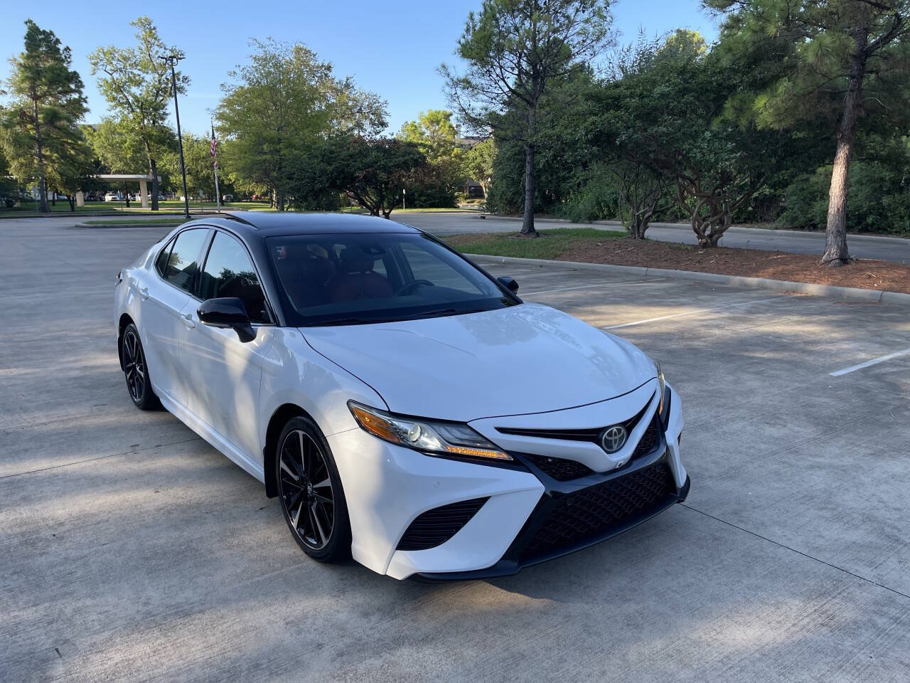 Used 2018 Toyota Camry XSE w/ Audio Package FWD image 29
