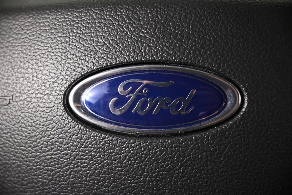 Used 2023 Ford Explorer XLT w/ Equipment Group 202A image 36