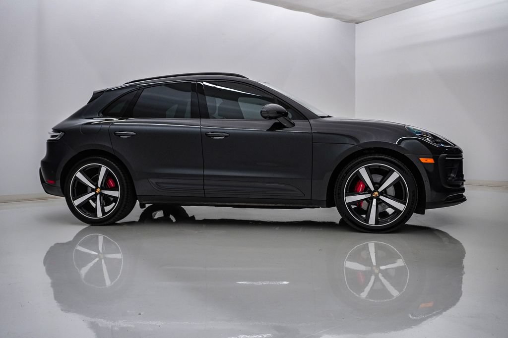 Used 2024 Porsche Macan S AWD/4WD image 9