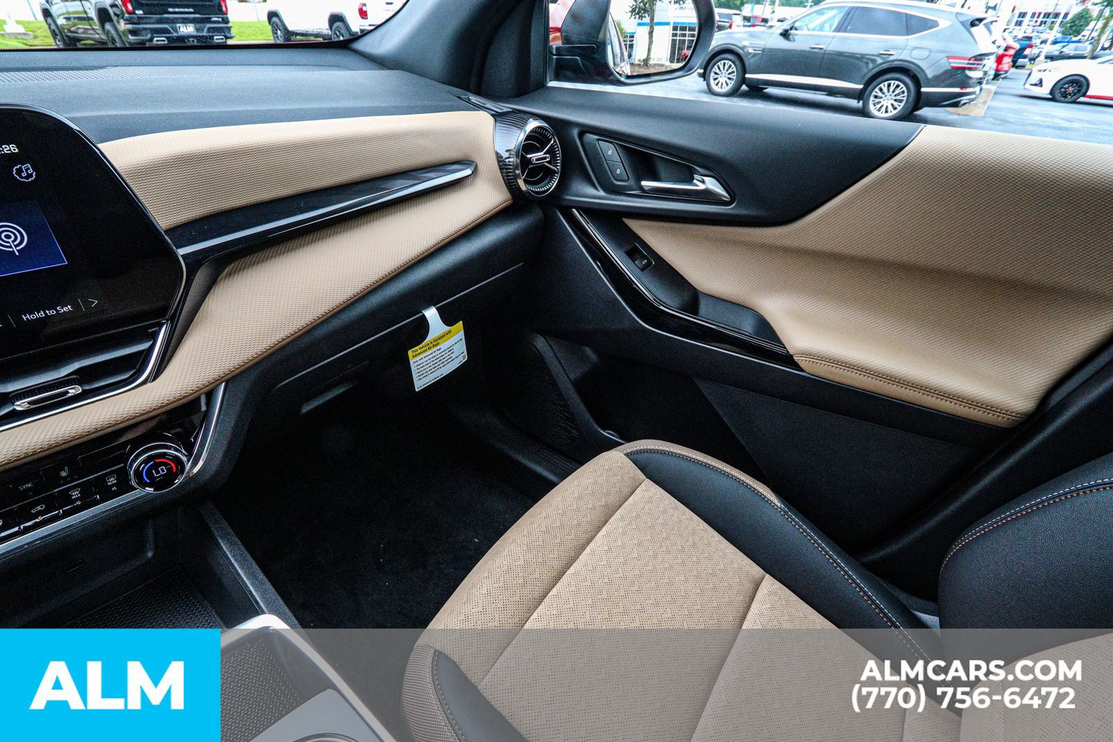 Used 2025 Chevrolet Equinox ACTIV w/ Safety and Technology Package AWD/4WD image 49