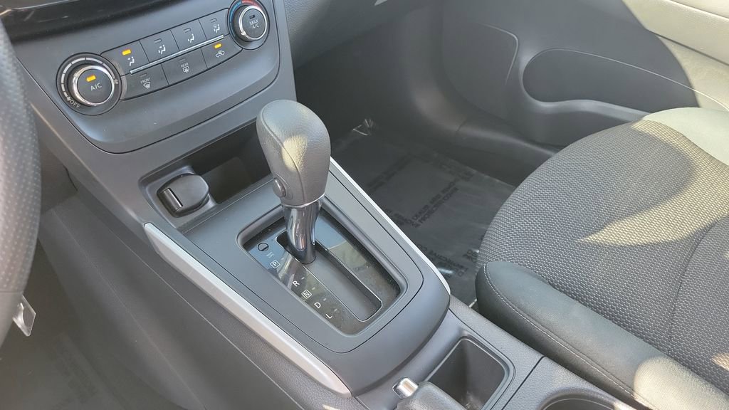 Used 2019 Nissan Sentra S image 18