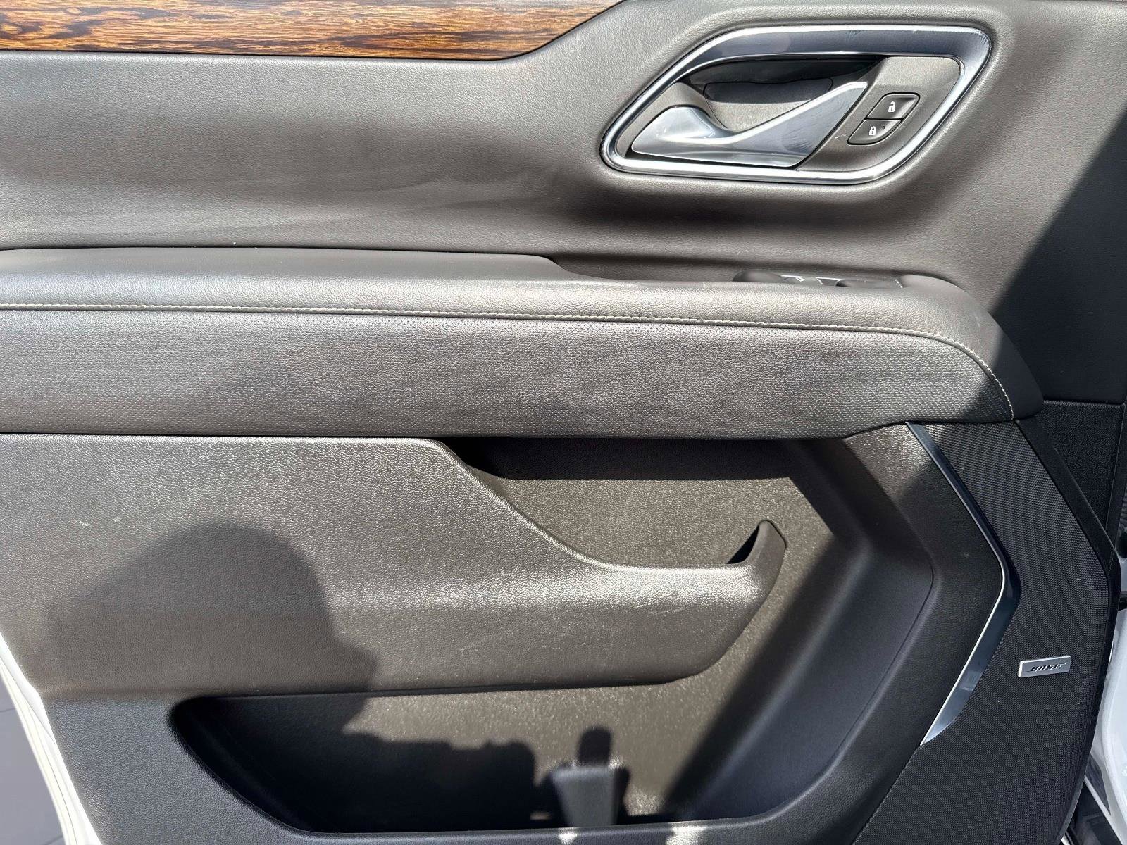 Used 2023 Chevrolet Suburban Premier image 14