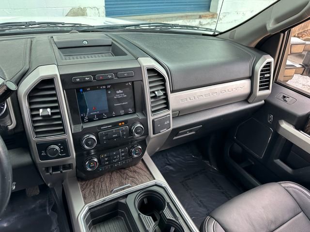 Used 2019 Ford F250 Lariat w/ Chrome Package image 15