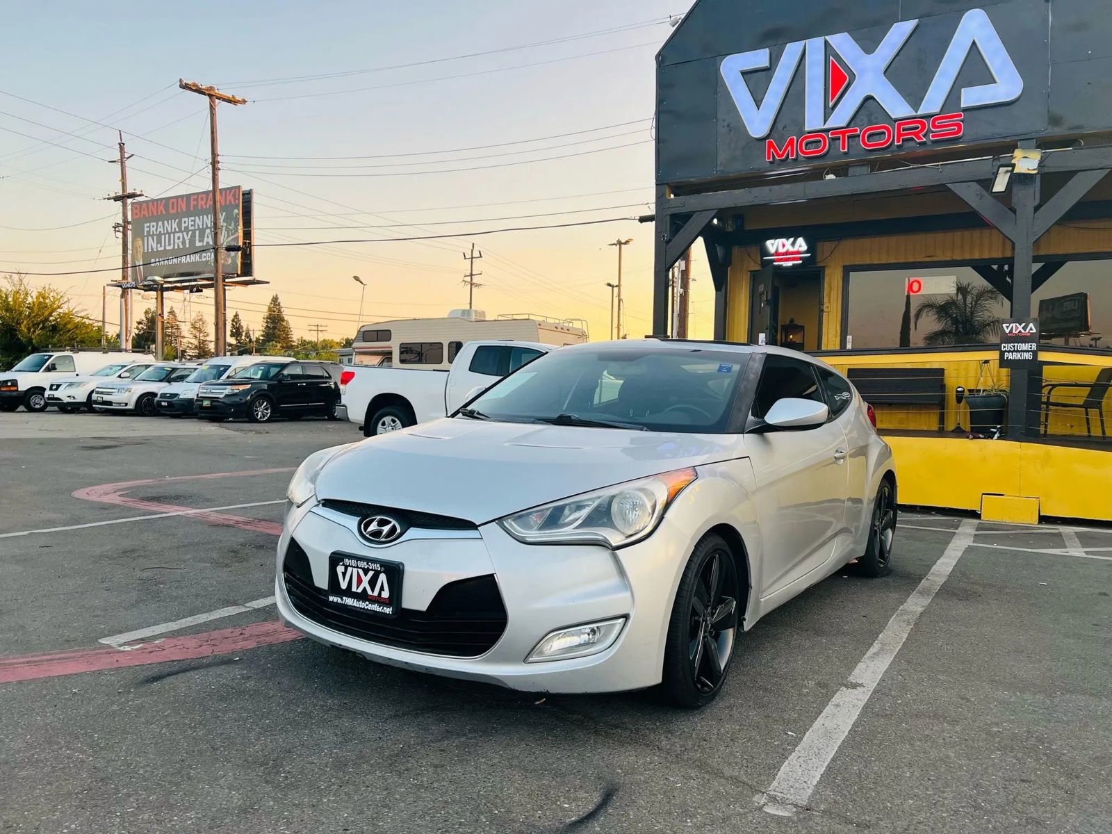 Used 2013 Hyundai Veloster w/ Style Pkg