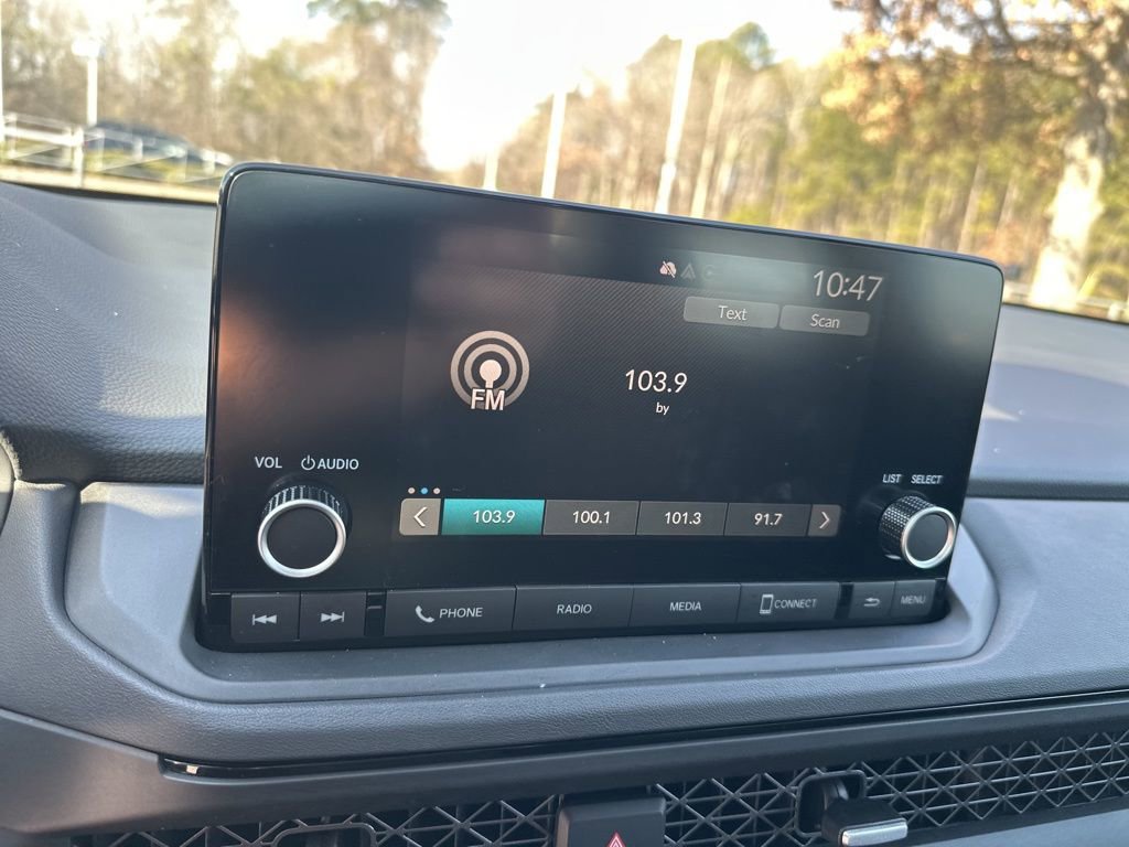 Certified 2025 Honda Accord SE image 30