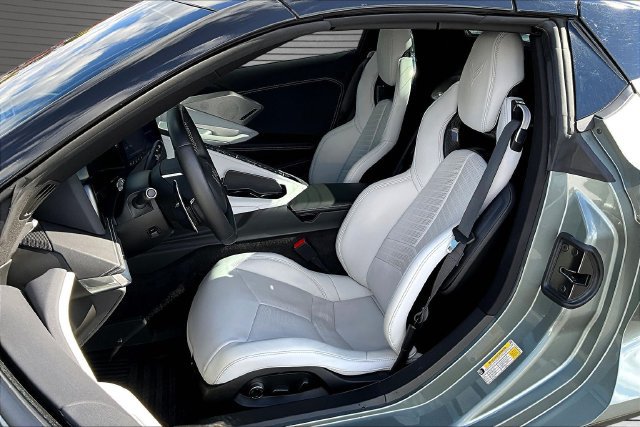 Used 2023 Chevrolet Corvette Stingray Preferred Conv w/ Z51 Performance Package RWD image 19
