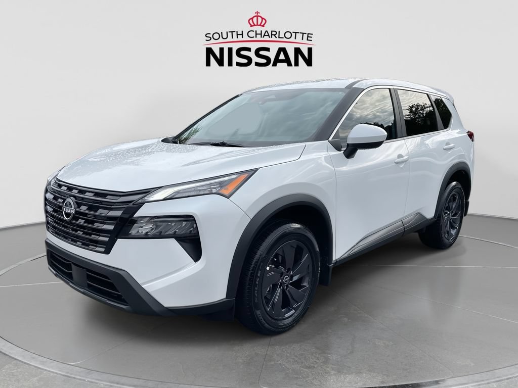 Used 2026 Nissan Rogue SV FWD image 3