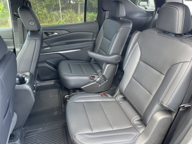 New 2026 Chevrolet Traverse LT w/ Sun and Wheel Package AWD/4WD image 23