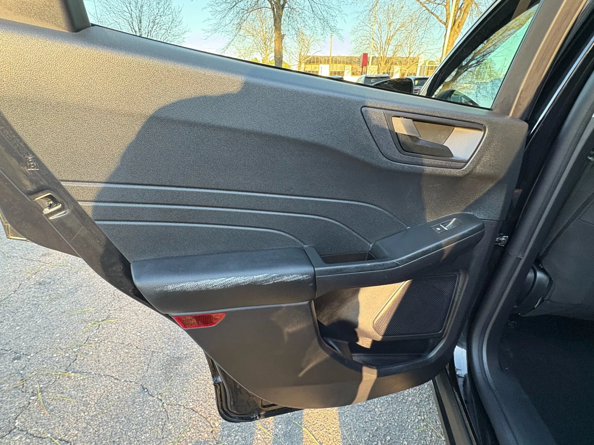 Used 2022 Ford Escape SE FWD image 21