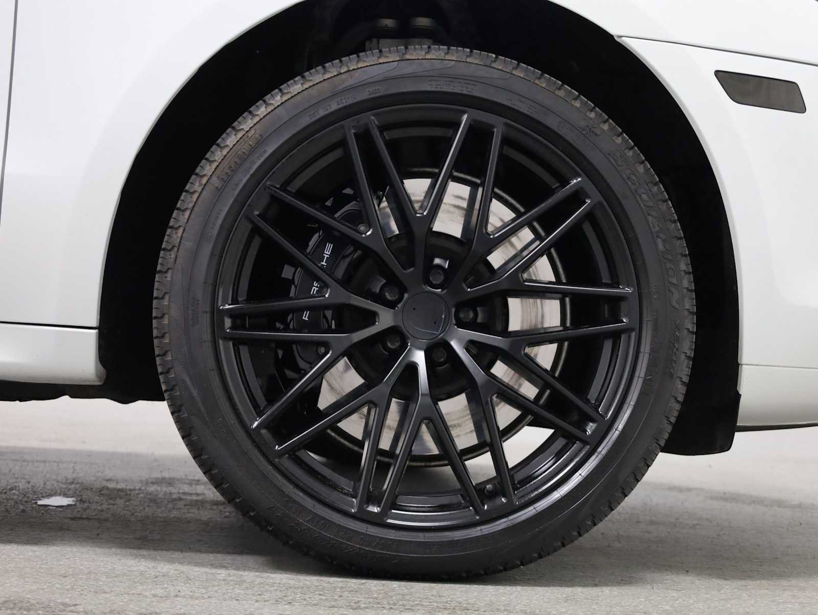 Certified 2023 Porsche Macan GTS AWD/4WD image 12