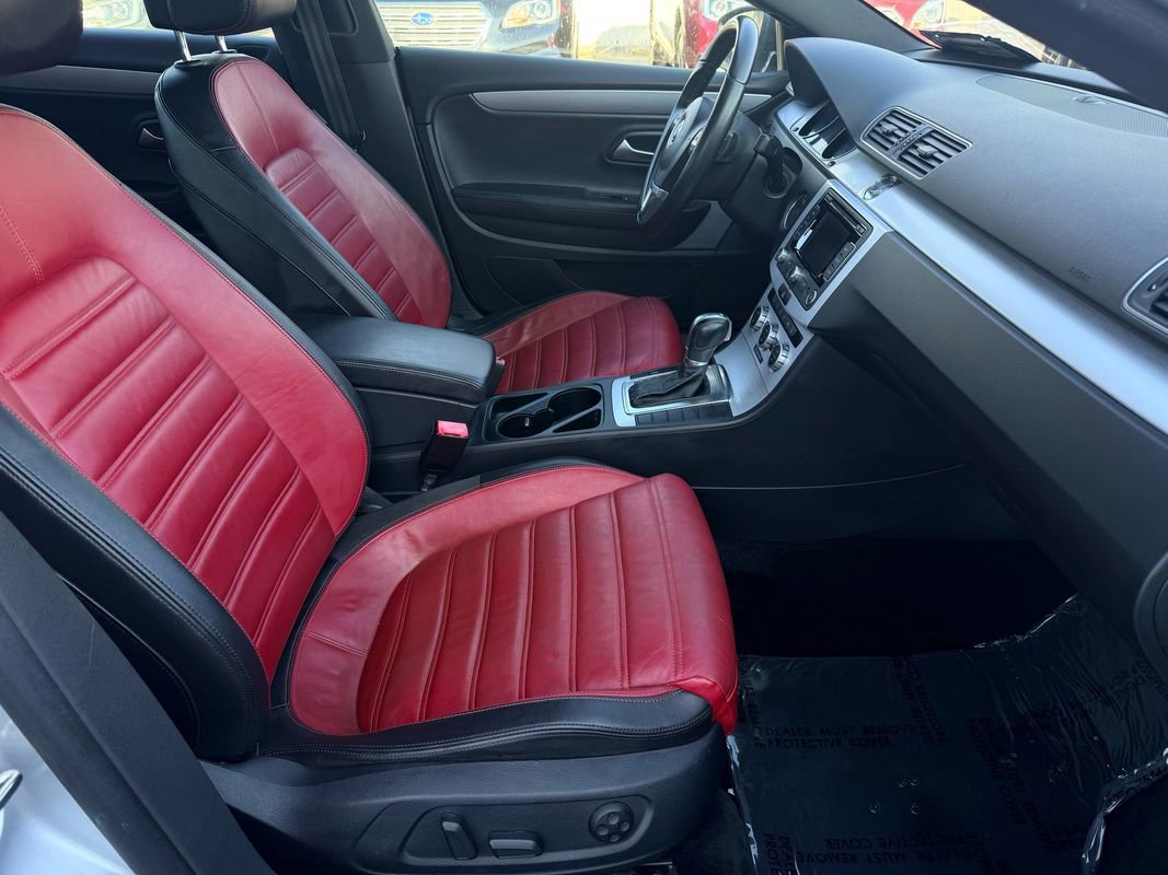 Used 2015 Volkswagen CC R-Line image 16