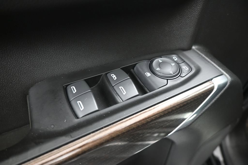 Used 2019 Chevrolet Silverado 1500 LT w/ Texas Edition RWD image 13