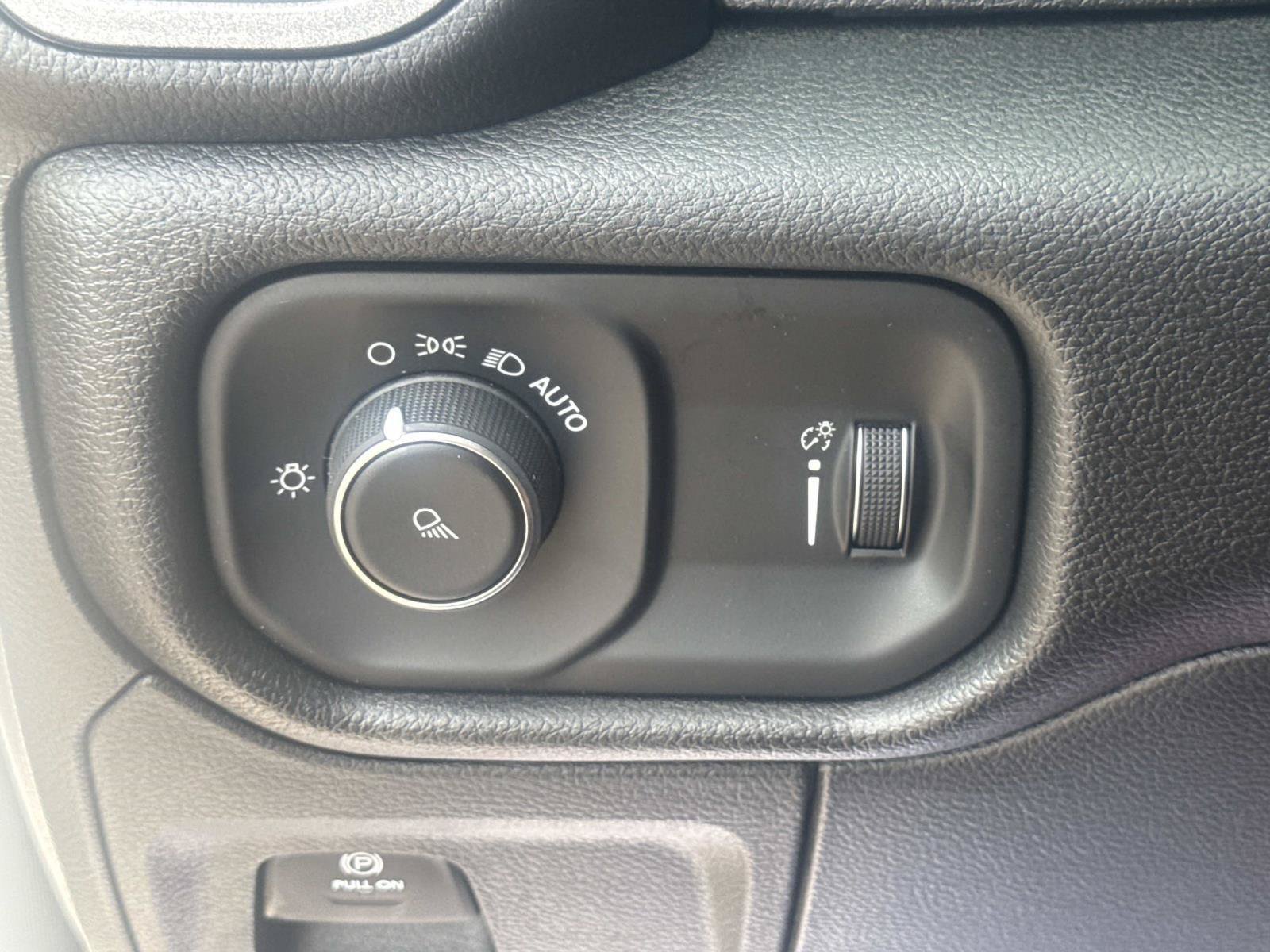 New 2026 RAM 1500 Tradesman AWD/4WD image 18