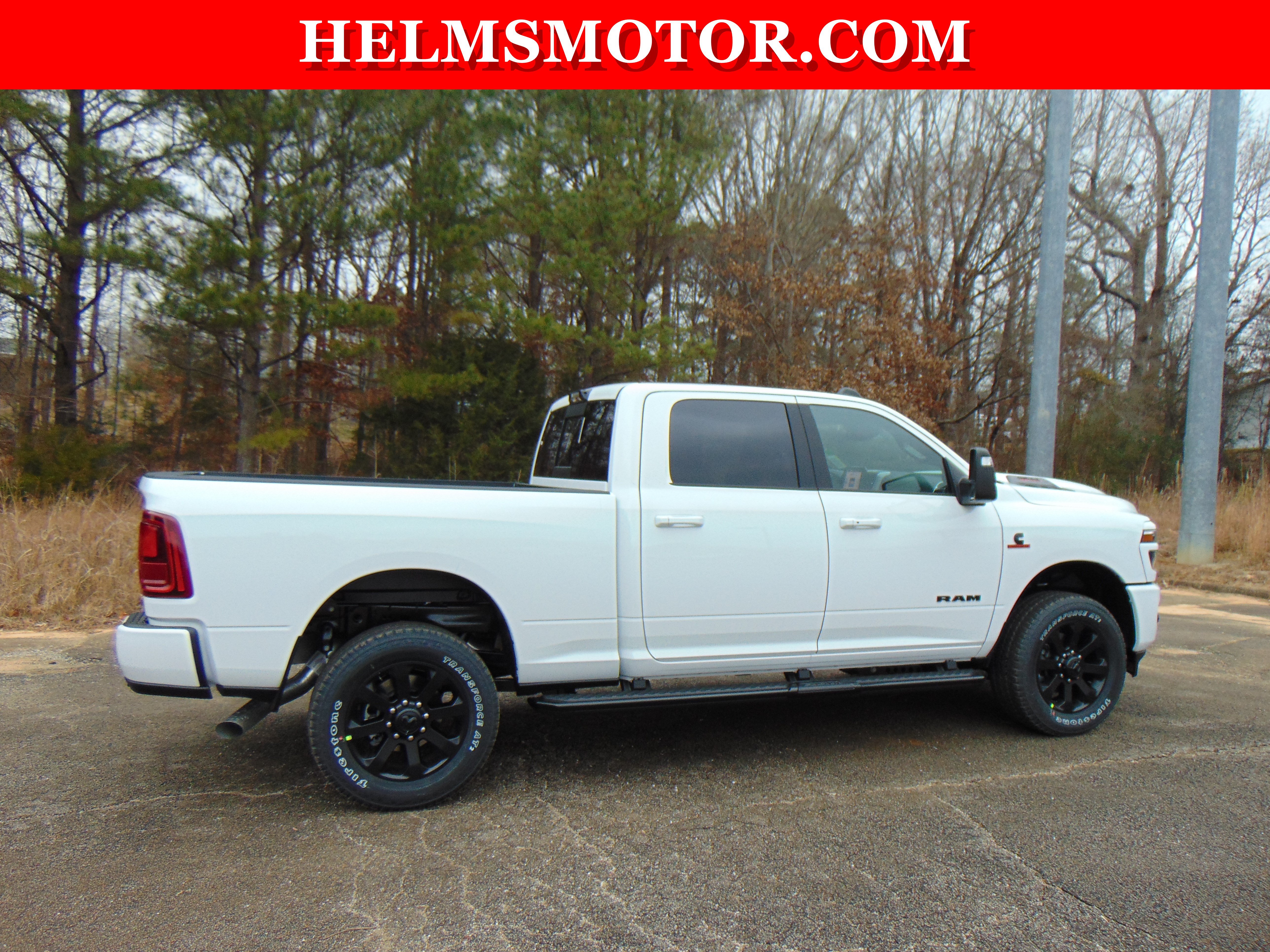 New 2026 RAM 2500 Laramie AWD/4WD image 13