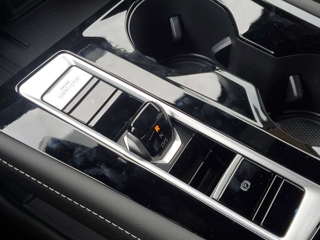 New 2026 Volkswagen Atlas Cross Sport SE FWD image 31