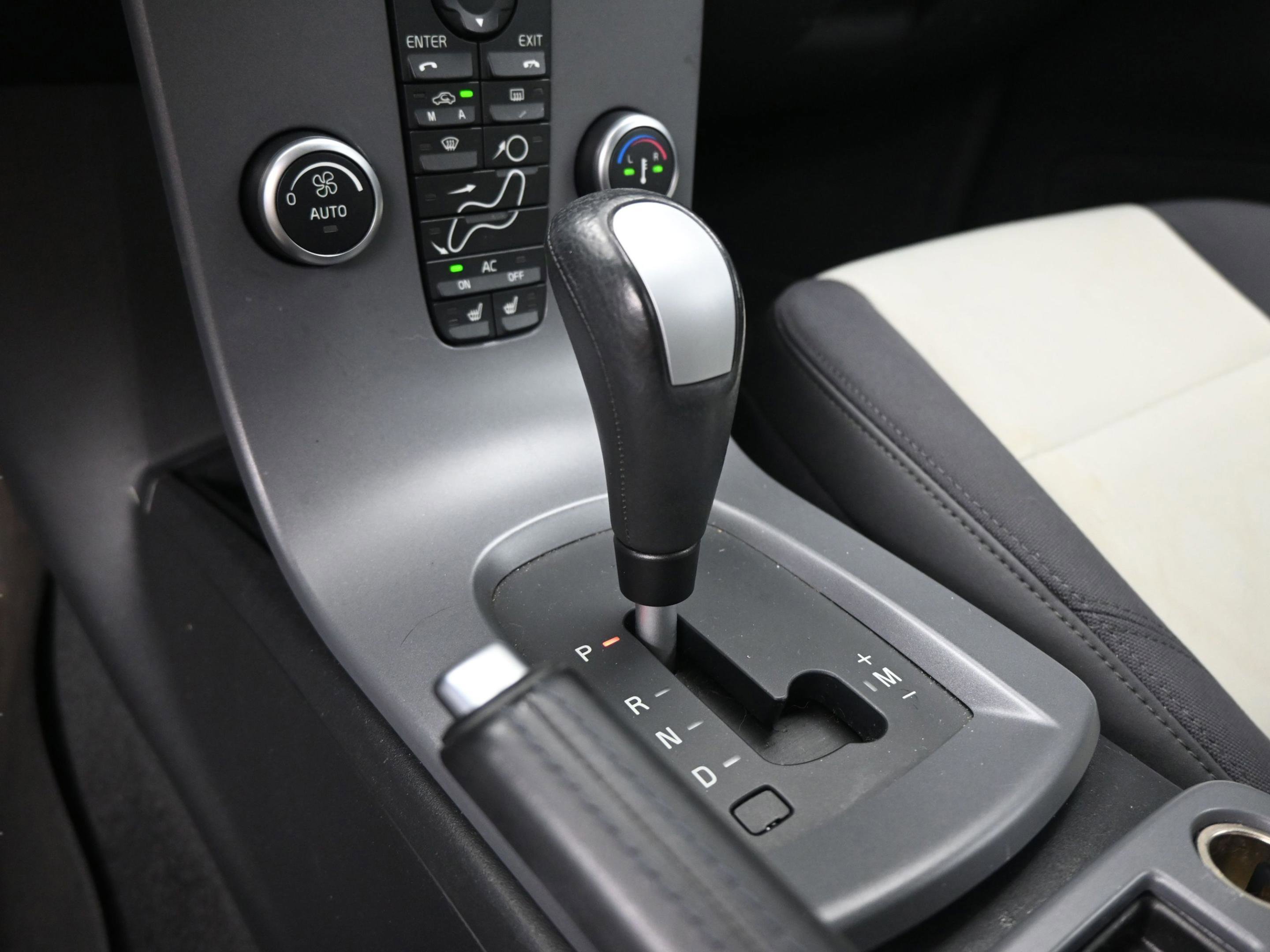 Used 2011 Volvo C30 T5 w/ Climate Pkg image 29