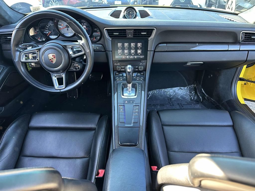 Used 2018 Porsche 911 Carrera 4S AWD/4WD image 15