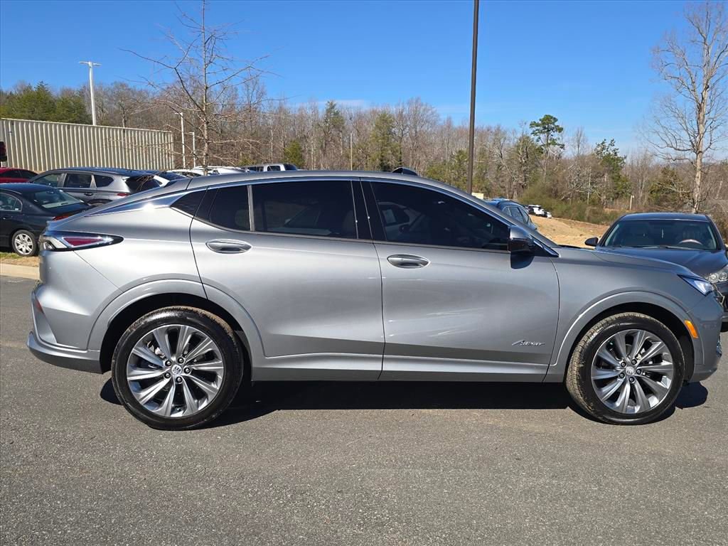 Used 2026 Buick Envista Avenir image 2