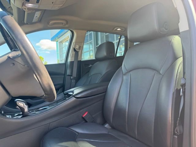 Used 2019 Buick Envision Essence FWD image 4