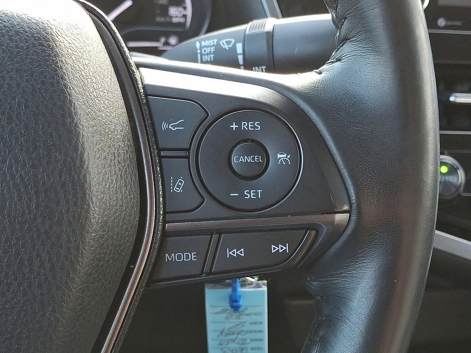 Used 2023 Toyota Camry SE image 22