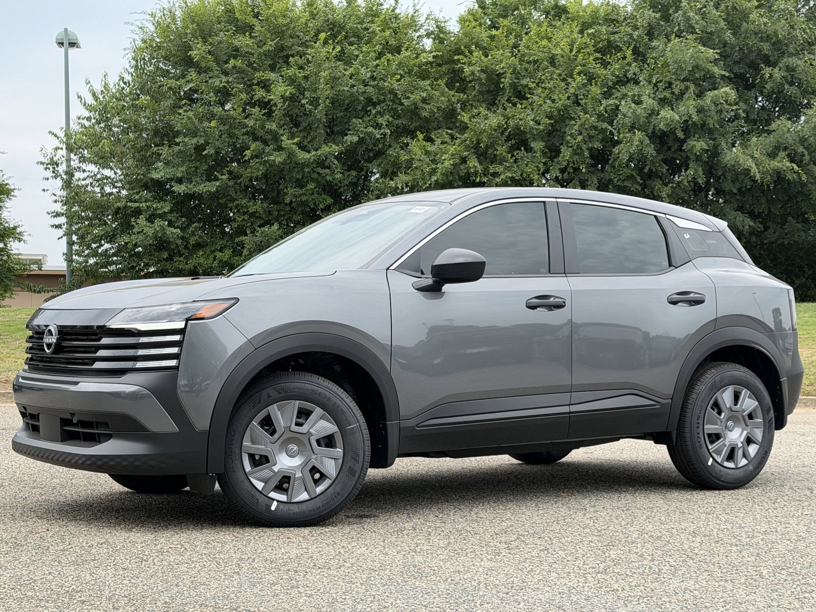 New 2026 Nissan Kicks S