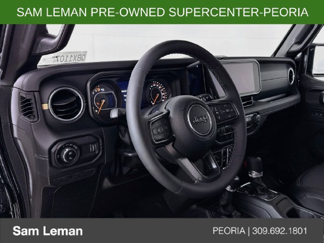 Used 2026 Jeep Gladiator Sport AWD/4WD image 9