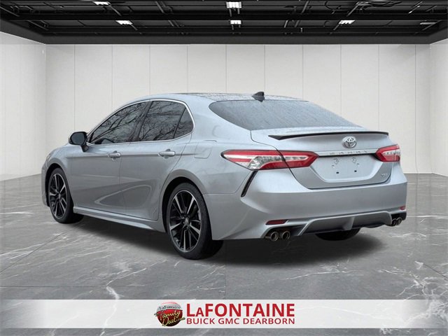 Used 2020 Toyota Camry XSE image 3