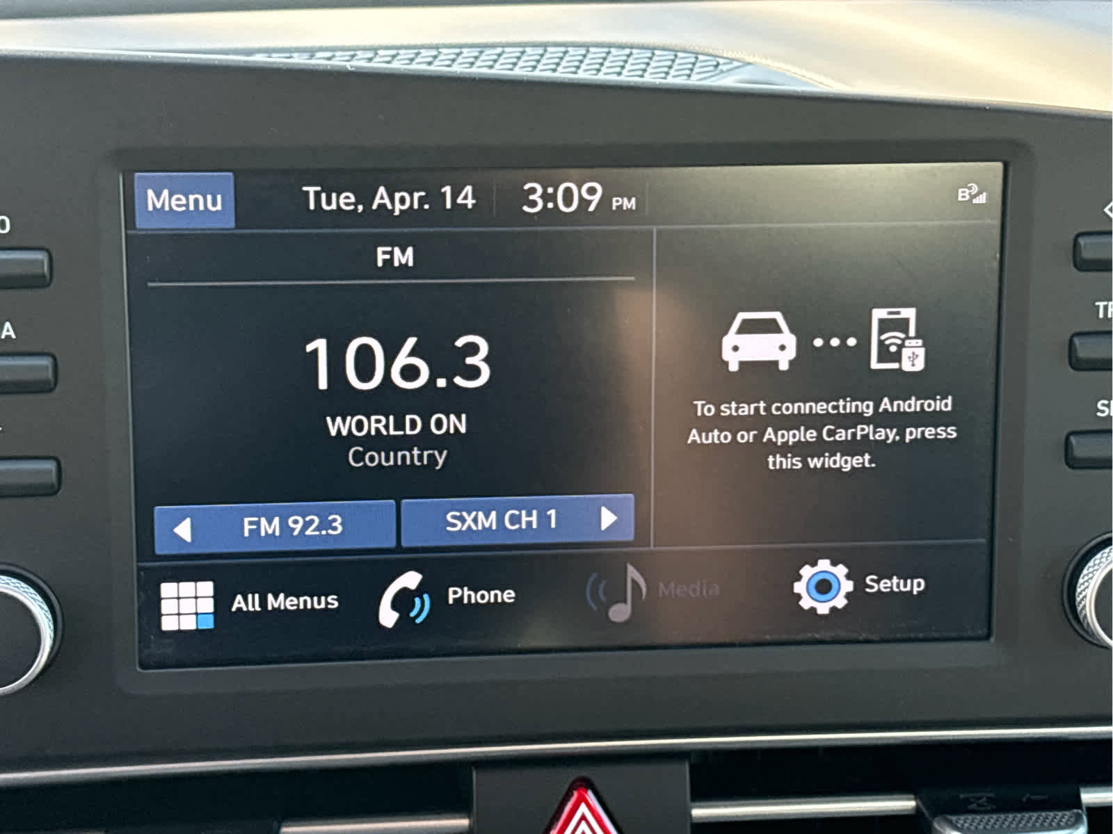 Used 2023 Hyundai Elantra SEL image 10