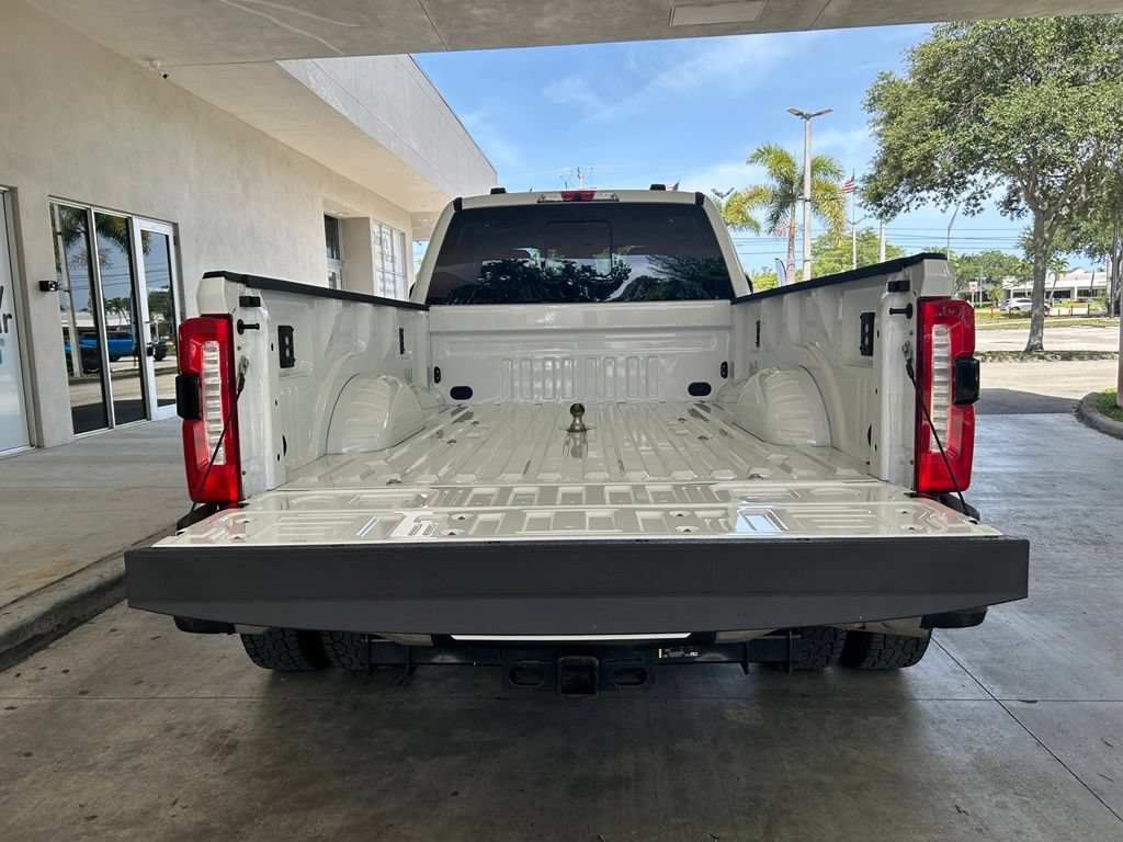 Used 2025 Ford F350 Lariat AWD/4WD image 39