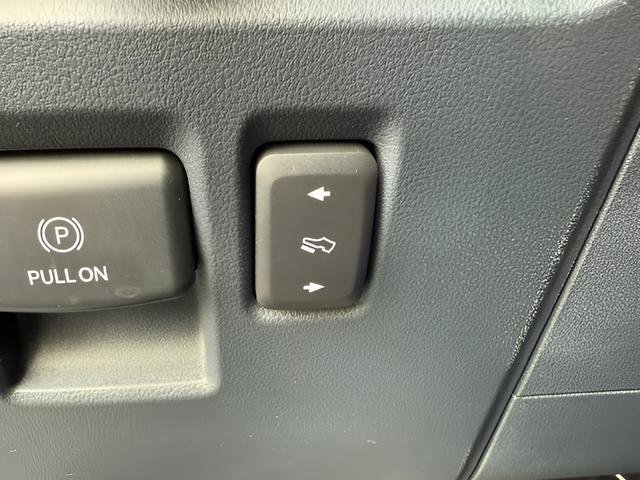 Used 2022 Ford F150 XLT w/ Equipment Group 302A High AWD/4WD image 27