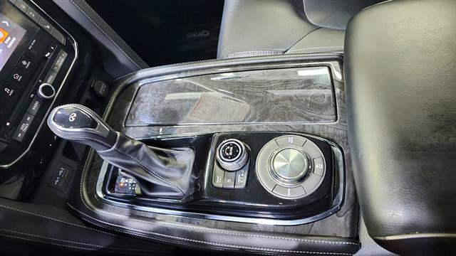 Used 2020 INFINITI QX80 Luxe w/ All-Season Package RWD image 16