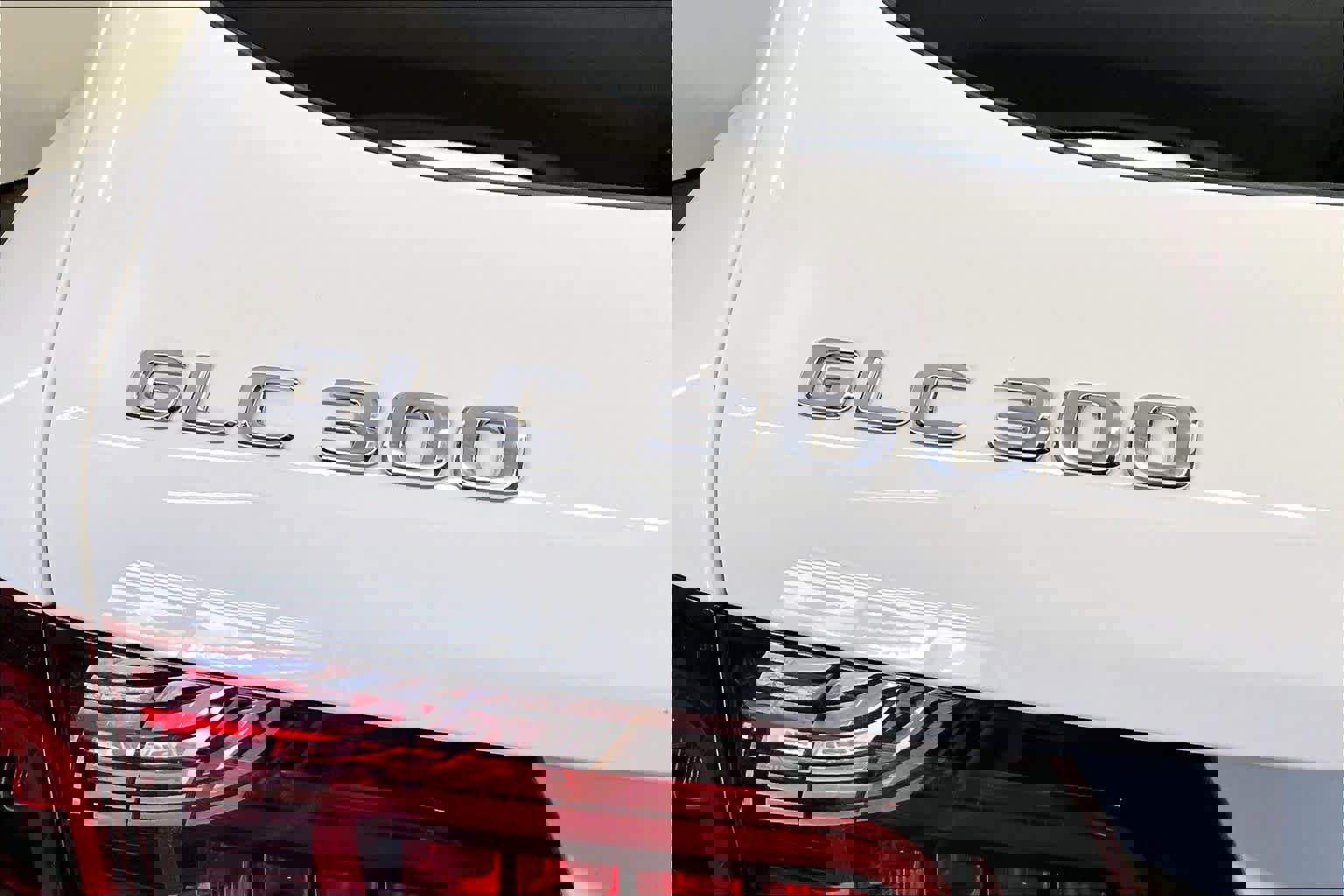 Used 2022 Mercedes-Benz GLC 300 4MATIC image 33