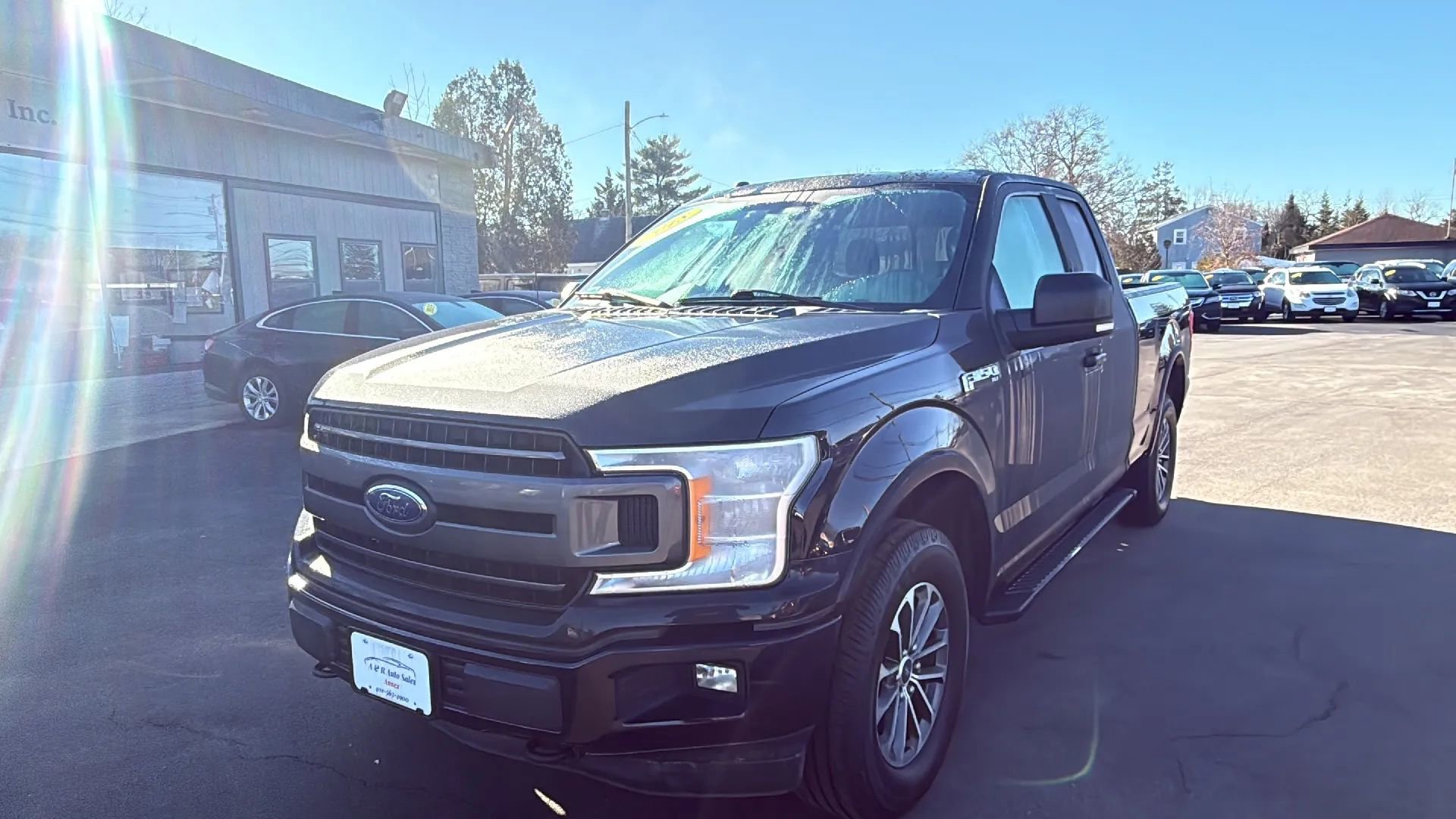 Used 2018 Ford F150 XLT w/ Equipment Group 302A Luxury image 3