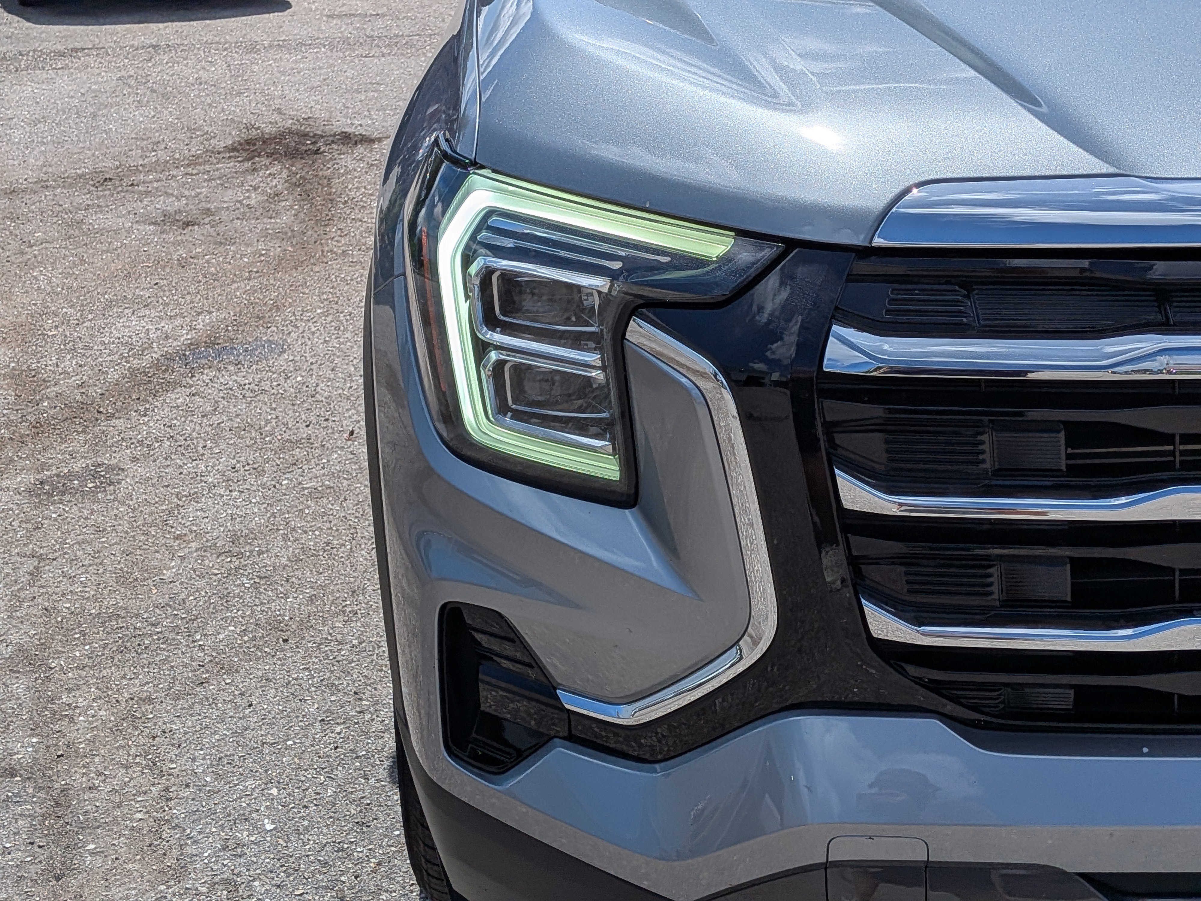 Used 2025 GMC Terrain Elevation AWD/4WD image 9