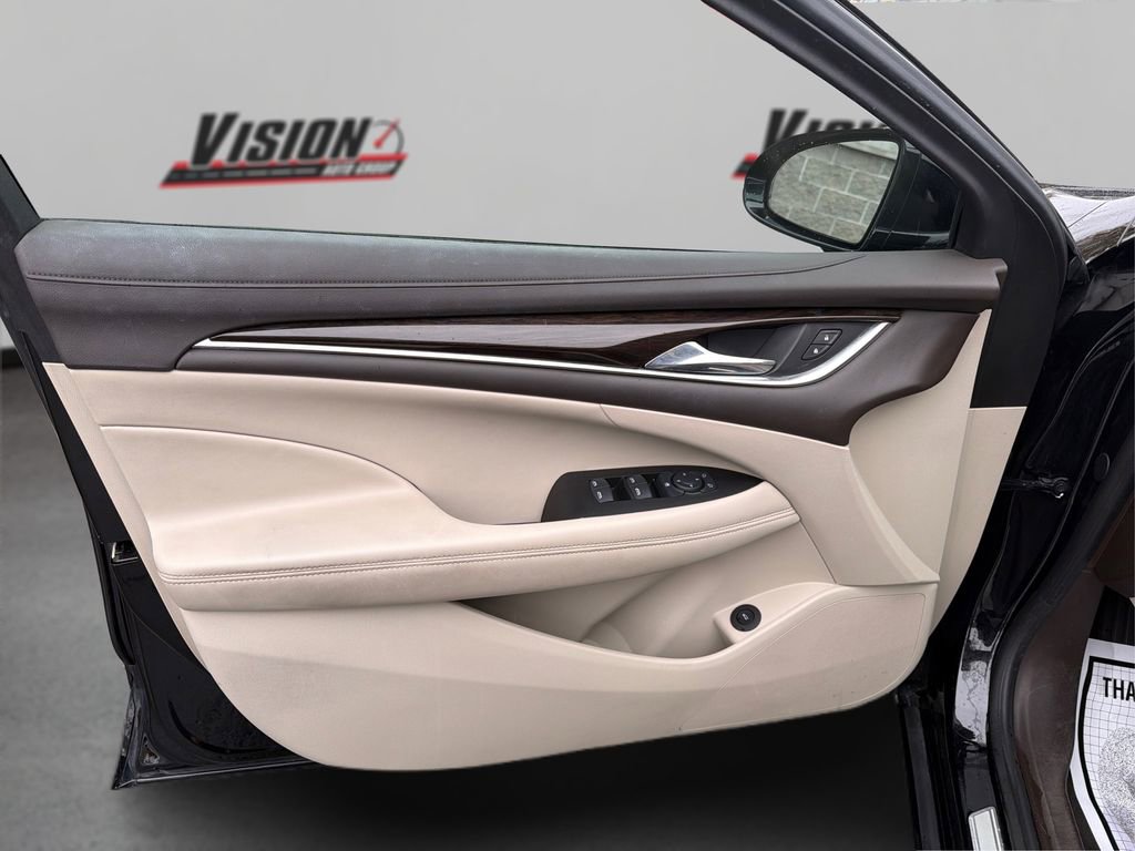 Used 2017 Buick LaCrosse Preferred image 21