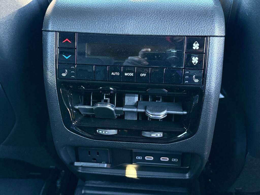 New 2026 Jeep Grand Cherokee L Limited image 27