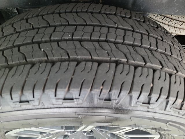 Used 2023 Chevrolet Colorado LT w/ LT Convenience Package III image 28