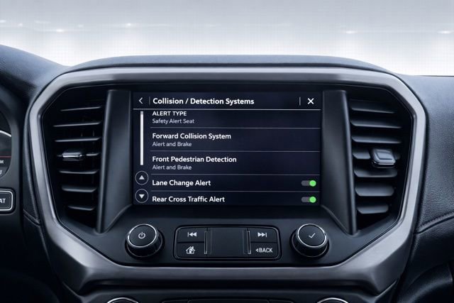 Used 2023 GMC Acadia AT4 w/ Technology Package image 29