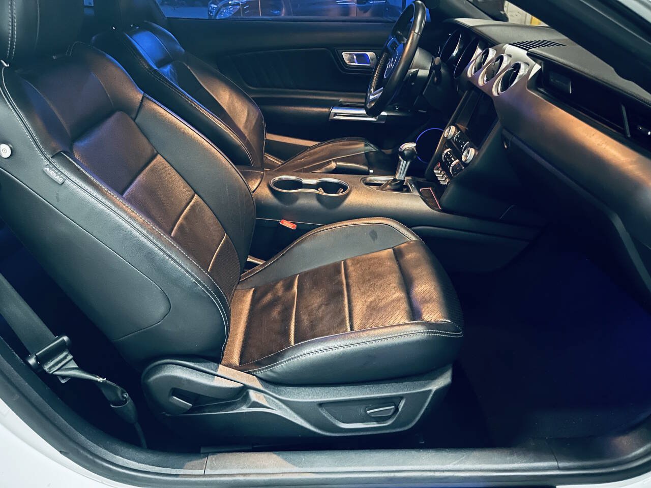 Used 2021 Ford Mustang Premium RWD image 18