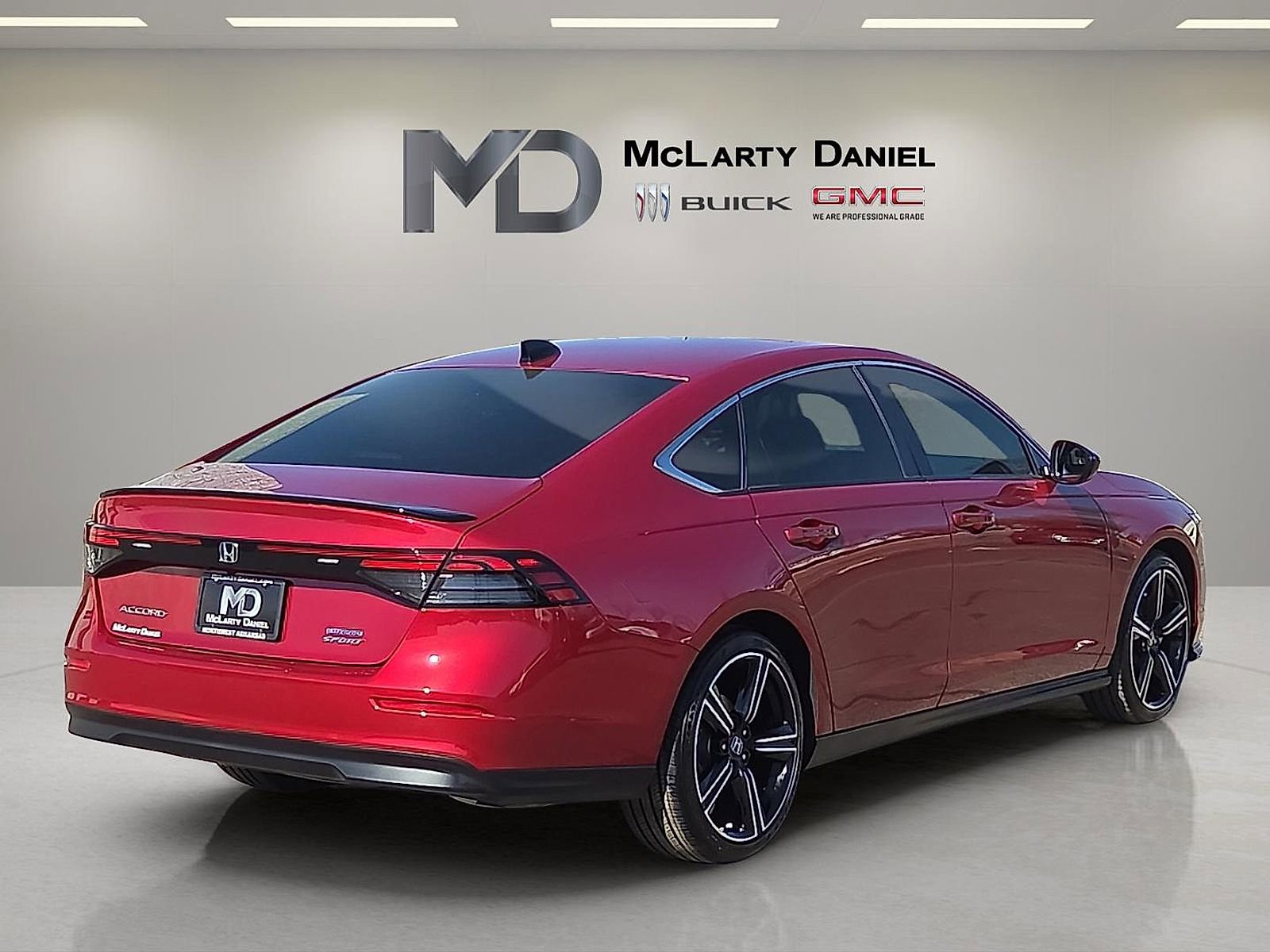 Used 2025 Honda Accord Sport image 5