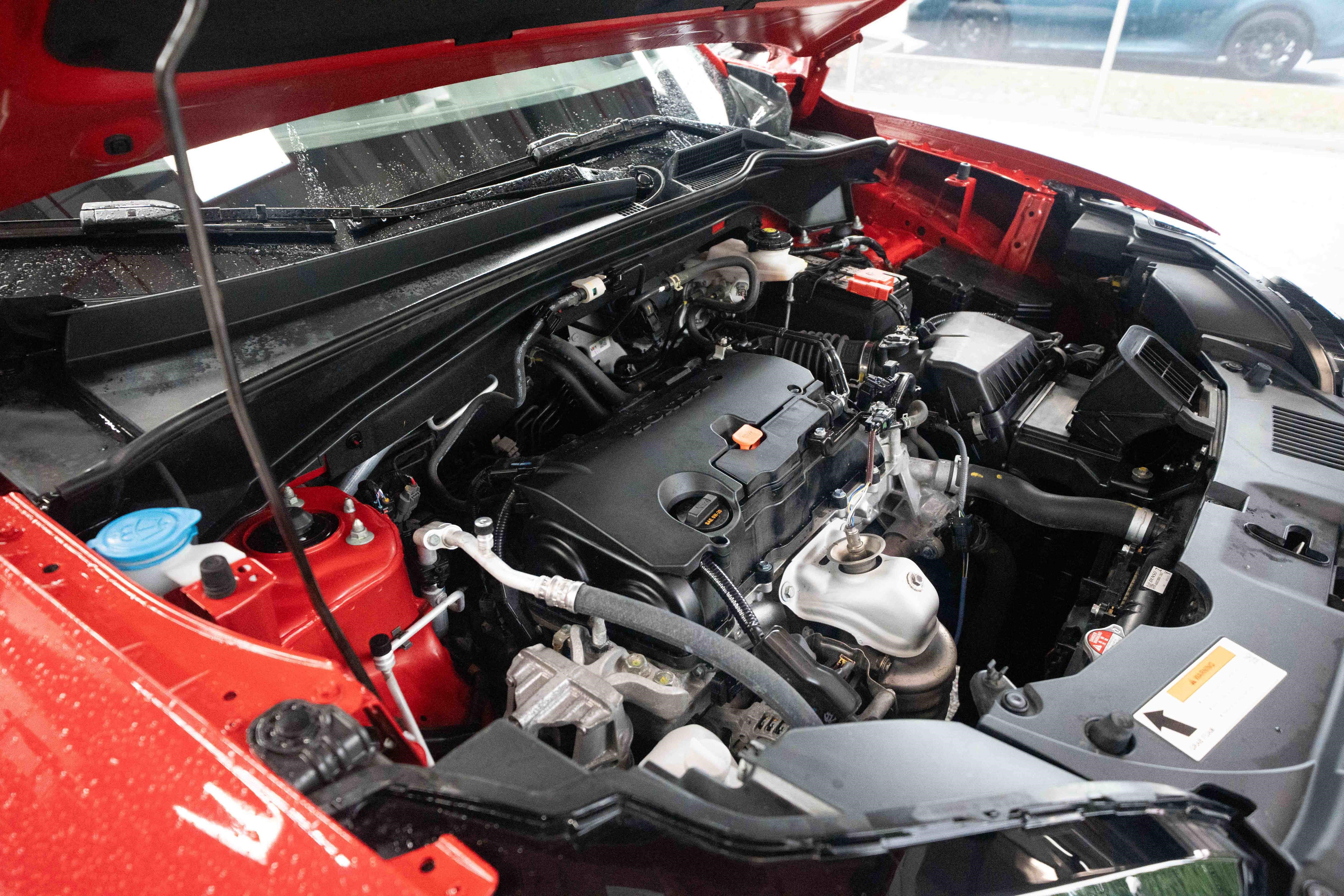 Used 2025 Honda HR-V Sport image 32