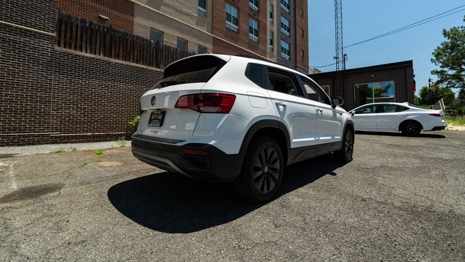 Used 2022 Volkswagen Taos S FWD image 3