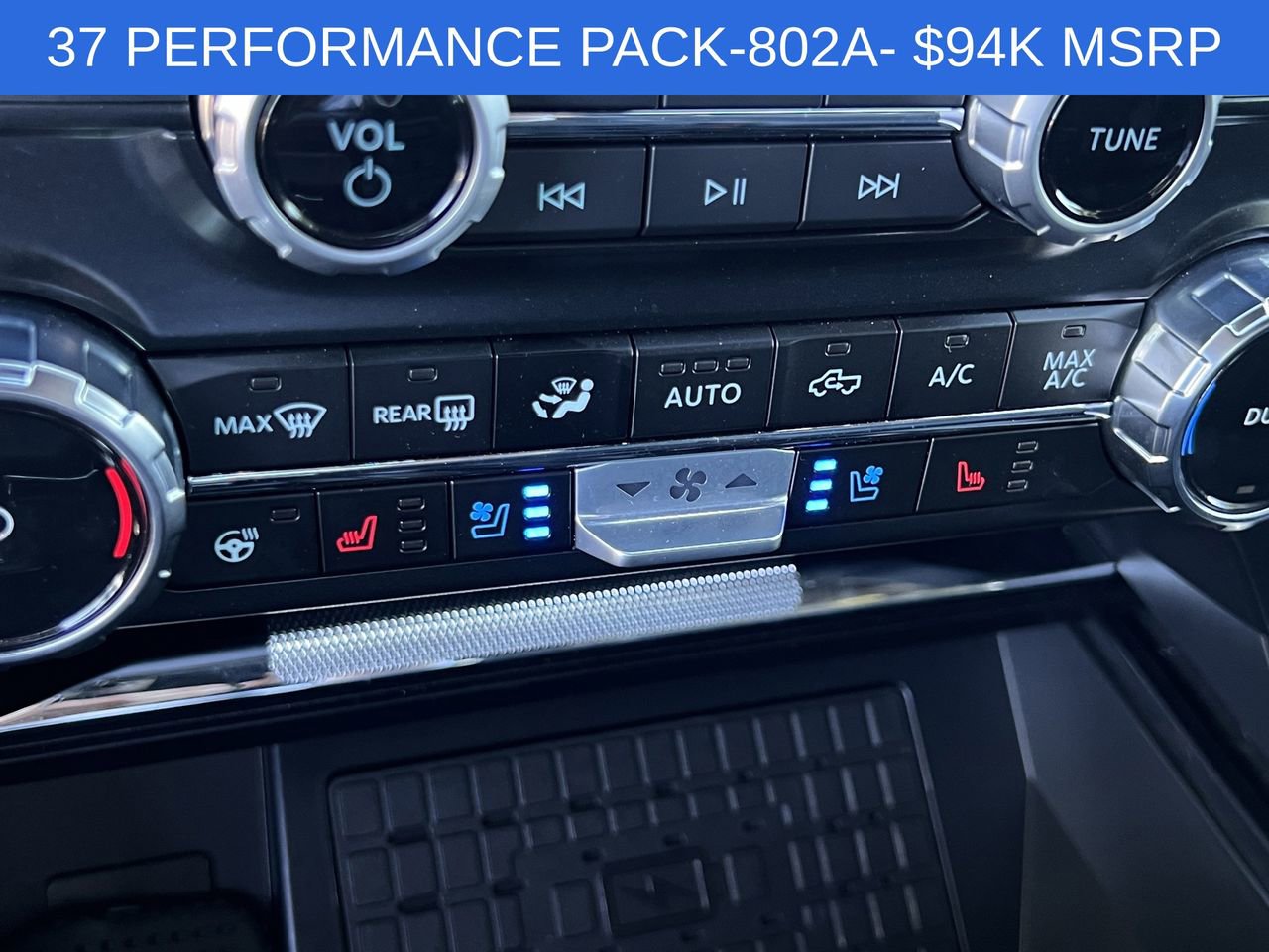 Used 2025 Ford F150 Raptor AWD/4WD image 24